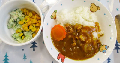 プティット宇部保育園給食カレーライス